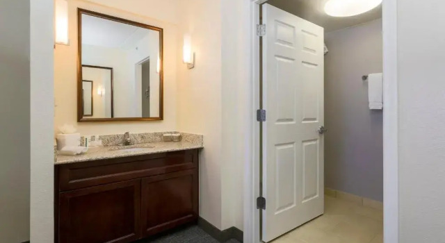 Номер Premium Homewood Suites by Hilton Ft. Worth-North at Fossil Creek