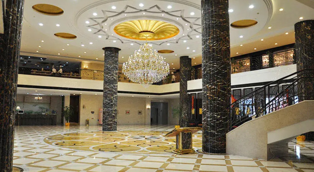 Phoenix Holiday Hotel