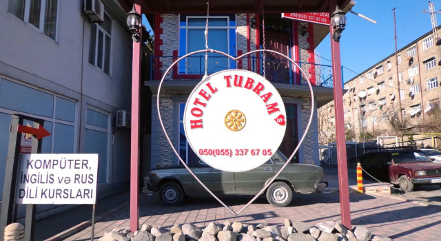 Tubram S Ailəvi Qonaq Evi, Prenota Hotel Hotel economici a Sheki