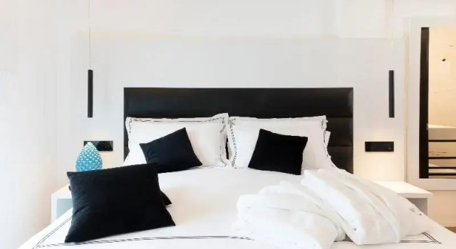 Superior- dobbelt værelse med altan POPULA - The Lifestyle Hotel