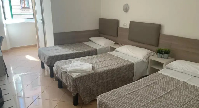 Трёхместный номер Standard Hotel Siro