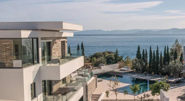 Вилла Luxury Elia Cove Luxury Villa II