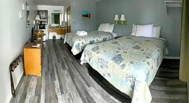 Четырёхместный номер Standard Seacoast Motel