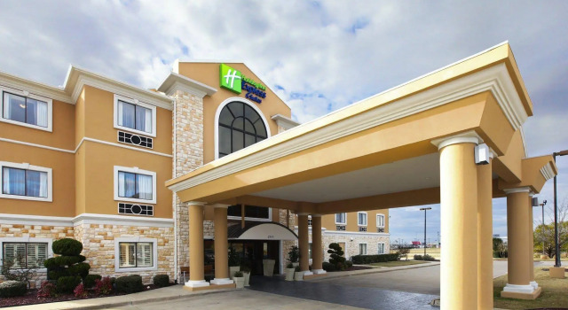 Holiday Inn Express Hotel & Suites Greenville by IHG