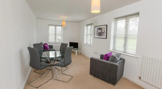 Апартаменты Цокольный этаж Catchpole Stays Abbey Field Apartment- A lovely 2 bed apartment with field views near Colchester town centre