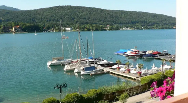 Двухместный номер Standard с балконом Tennis & Yacht Hotel Velden