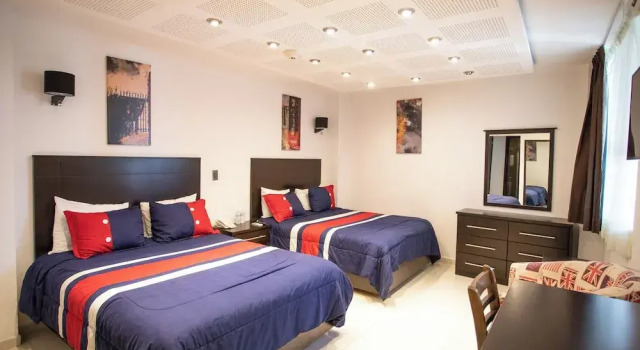 Standardní Třílůžkový pokoj Hotel Grand Elizabeth