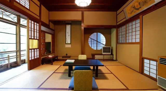 Четырёхместный номер Japanese-Style с видом на реку Fukuzumiro