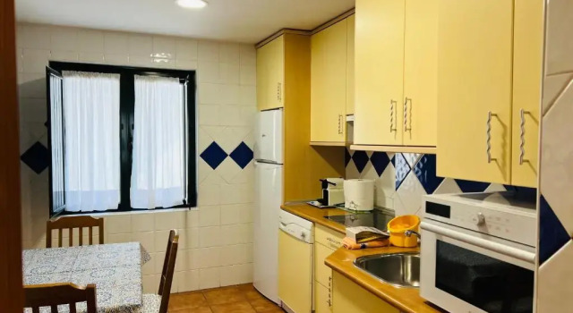 Апартаменты с балконом и с красивым видом из окна Puerta del Agua