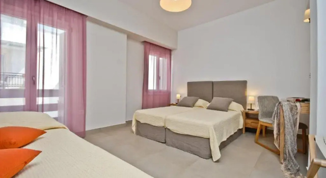 Трёхместный номер Standard Xenia Hotel