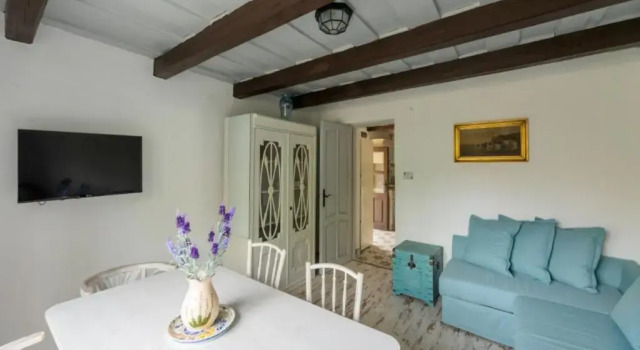 Lovely Cottage Home, Book Feriehus Sommerhuse i Fejer, Hytte