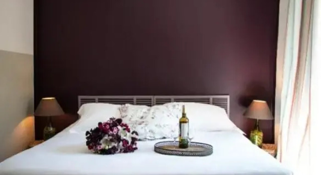 Chambres Du Domaine Le Bouis, Rezervovat Hotel Hotely v Corbières s bazénem, Bazén