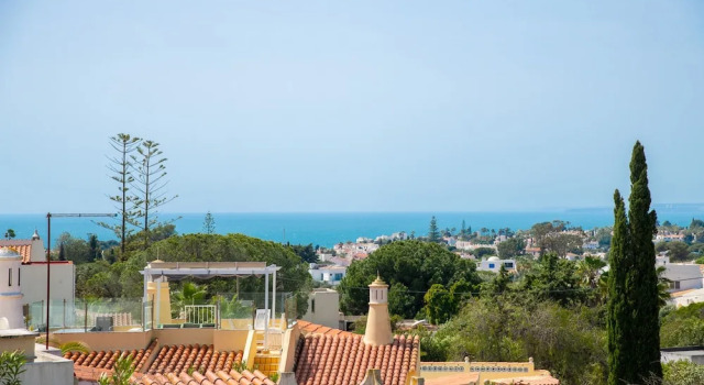 Вилла 67 adm 3 Bedroom Villa Walking Distance to Carvo