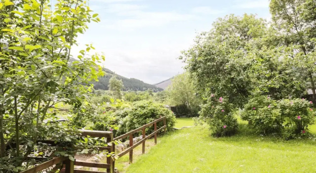 The Salmon House, 예약 휴가용 주택 Aberfeldy Perthshire