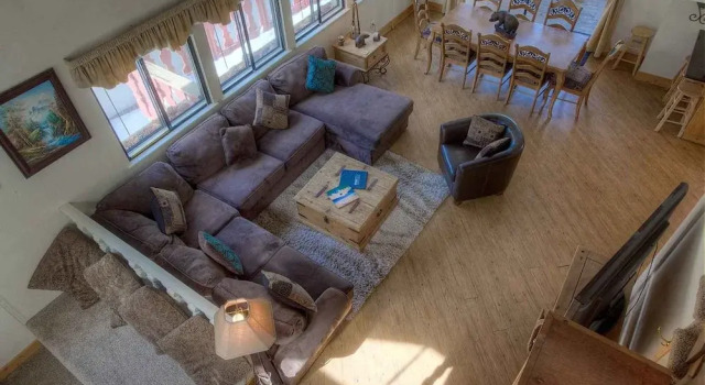 Pinehill Ponderosa by Lake Tahoe Accommodations, Забронировать Отель Саут-Лейк-Тахо South Lake Tahoe Area, рядом с Канатная дорога Эриал-Трамвей