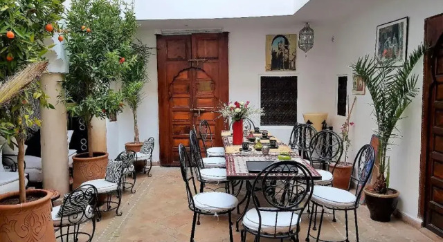 Riad cactus, Забронировать Отель Отели Марракеш-Тенсифт-Эль-Хауз с парковкой, Парковка