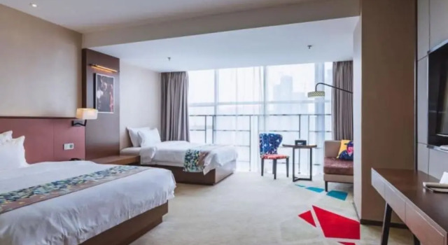 Двухместный номер Standard с видом на город Vyluk J Hotel Guiyang Railway Station