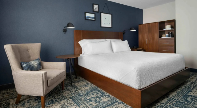 Four Points by Sheraton Brunswick, Buchen Sie Hotel Brunswick Georgia
