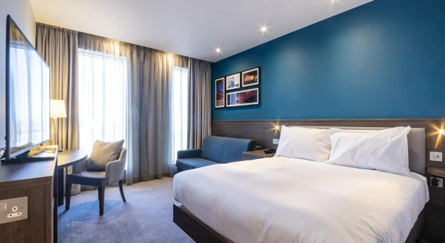 Hampton by Hilton Canterbury, Book Hotel 3-stjernede hoteller i Canterbury, 3*