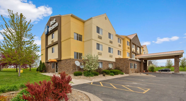 Best Western Muscatine / Pearl City Hotel, Rezerwuj Hotel Muscatine Iowa