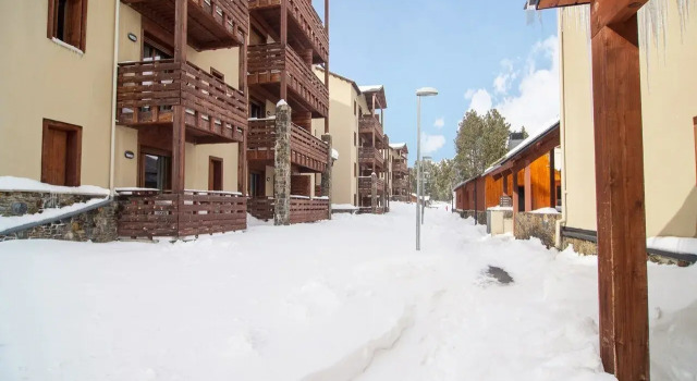 Residence Club mmv Les Chalets de l'Isard, Rezervasyon Şale Les Angles Pyrénées-Orientales