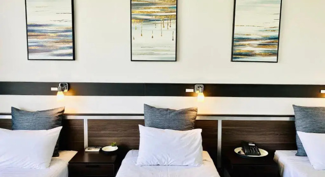 Трёхместный номер Standard с видом на поле для гольфа The Select Inn Ryde