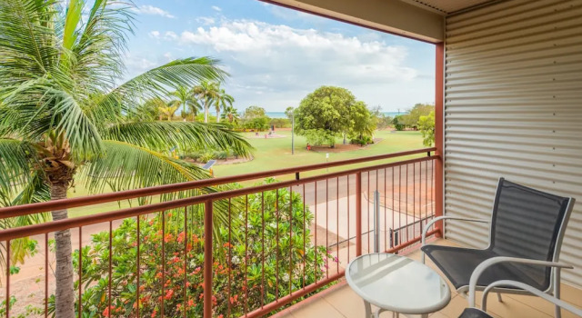 Номер Standard с балконом и с видом на парк The Continental Hotel Broome