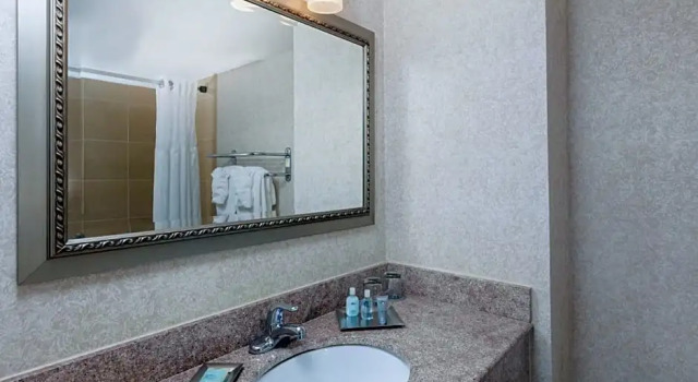 Четырёхместный номер Deluxe Wyndham Virginia Beach Oceanfront