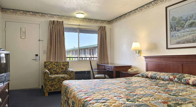 Days Inn by Wyndham Yuba City, Prenota Motel Yuba City California
