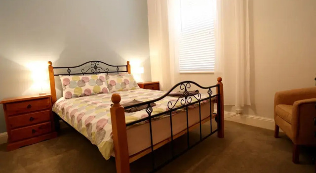 Bath Street Cottages, Book Hotel Glenelg 