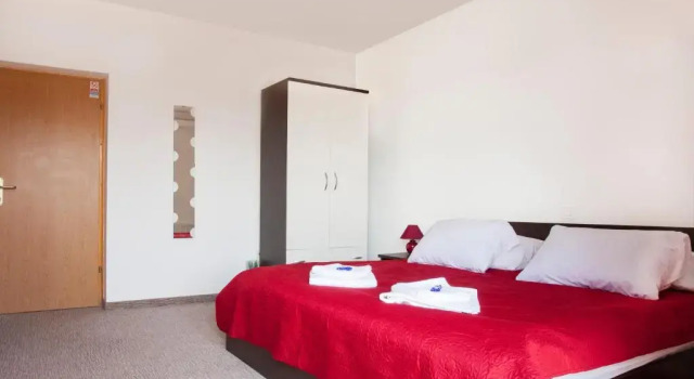 Семейный номер Standard с балконом London Rooms Zagreb Airport