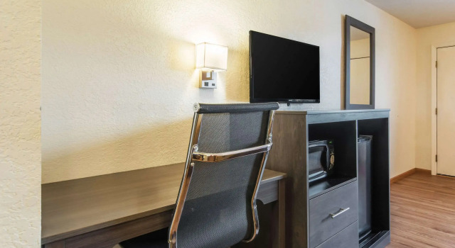 Двухместный номер Standard Econo Lodge Cloverdale