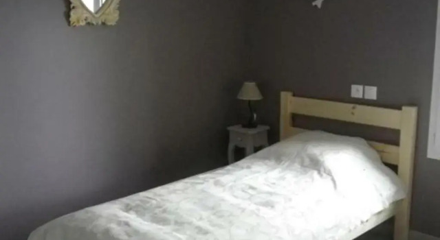 Gîte Belle-et-Houllefort, 5 pièces, 10 personnes - FR-1-376-82, Đặt Khách sạn Belle-et-Houllefort 