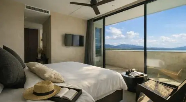 Люкс Grand Fuxian Lake · Elephant Bookstore Mountain and Sea Hot Spring Resort
