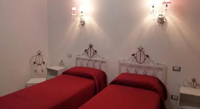 Virginia Hotel, Rezervați Hotel Atina 