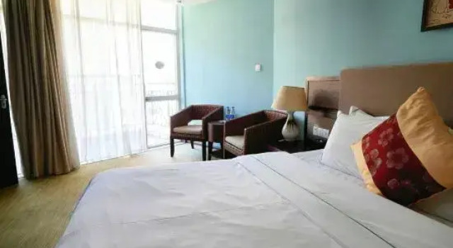 Люкс Deluxe Xihai Hot Spring Holiday Hotel