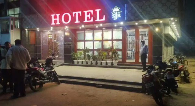 Hotel SJR