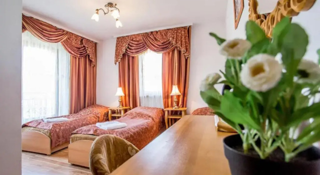 Pod Modrzewiami, Book Hotel Hotels in Tatras with Parking, Parking