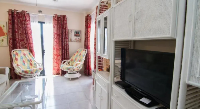 Capistrano Playa 512 Menyber, Забронировать Отель Отели Нерха с бассейном, рядом с Tuesday Market, Бассейн