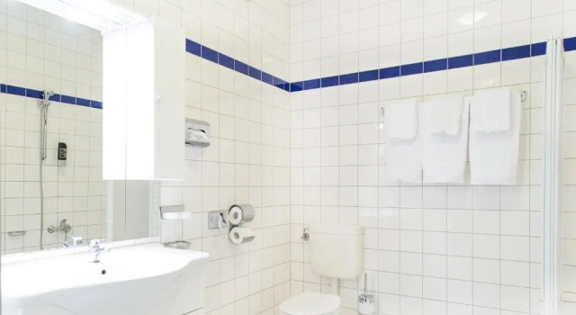 Четырёхместный номер Standard Garten- und Kunsthotel Gabriel City