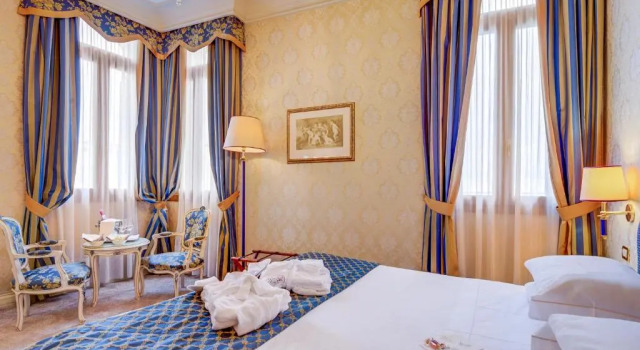 Двухместный номер Deluxe с видом на Гранд-канал Hotel Antiche Figure