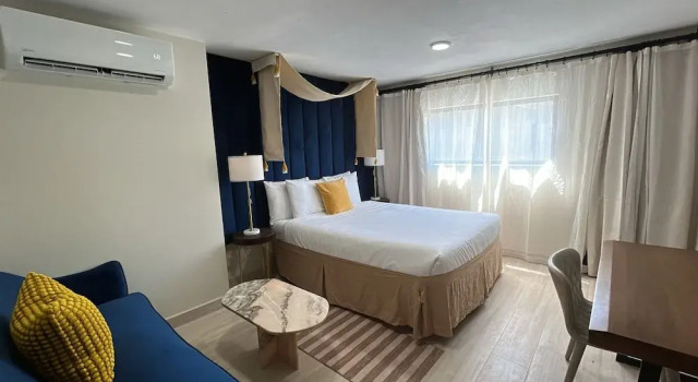 Номер Premium Metro Art Hotel