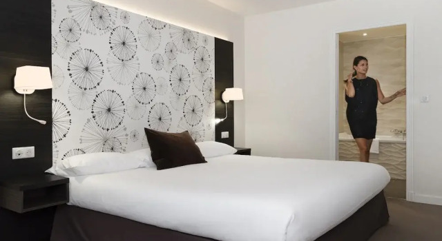 Двухместный номер Deluxe с балконом Hôtel du Parc