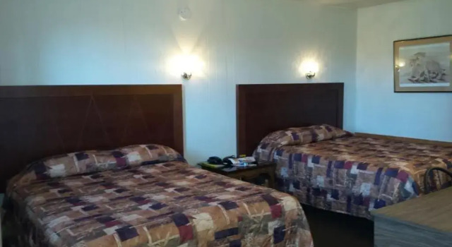Четырёхместный номер Standard New Country Motel