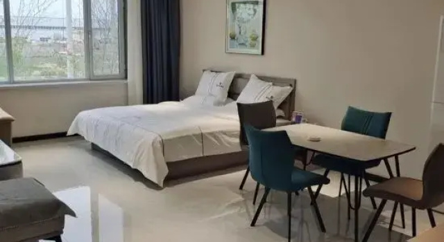Люкс Deluxe Xinhang Business Hotel (Lanzhou New District Zhongchuan International Airport)