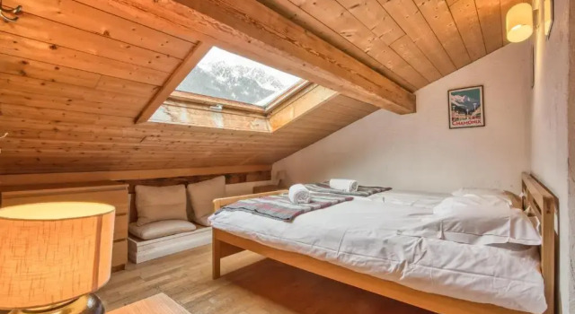 Апартаменты Apartment Vila 2 - Charming 2 Bedroom Haven in Chamonix