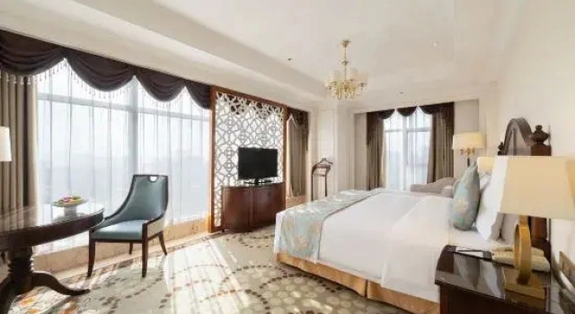 Люкс Deluxe с видом на озеро Yinxin Century Hotel