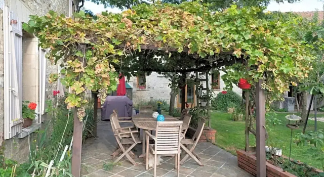 Chambre d hôtes, Varaa Hotelli Montjavoult Ranska