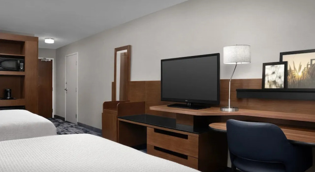 Двухместный люкс Fairfield Inn & Suites Sioux Falls Airport