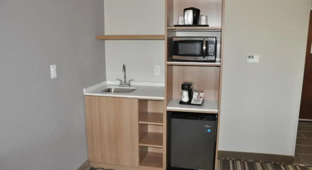 Люкс Microtel Inn & Suites by Wyndham Lubbock